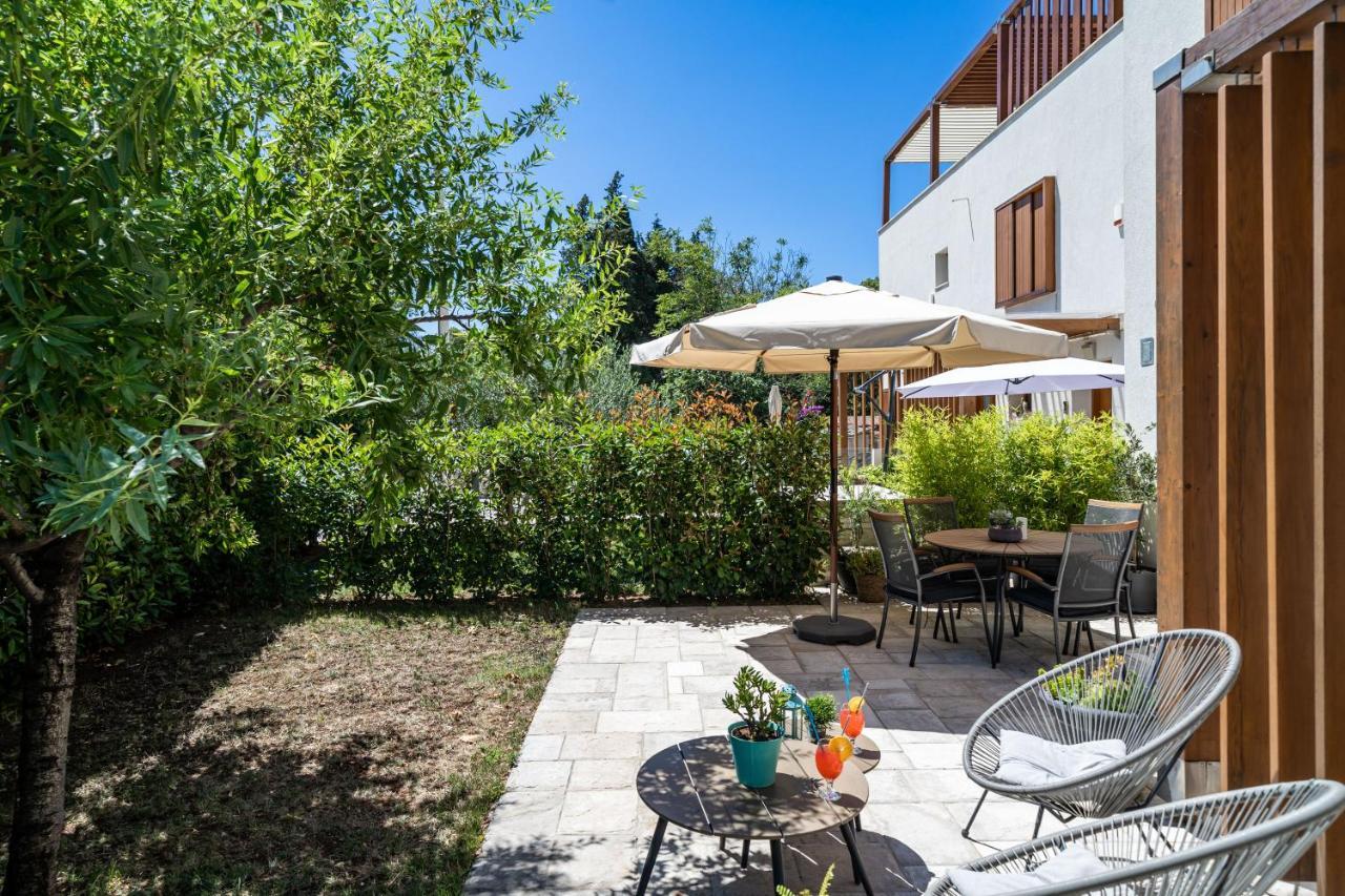 Stay U-Nique Studio Apartment In Орасац Екстер'єр фото