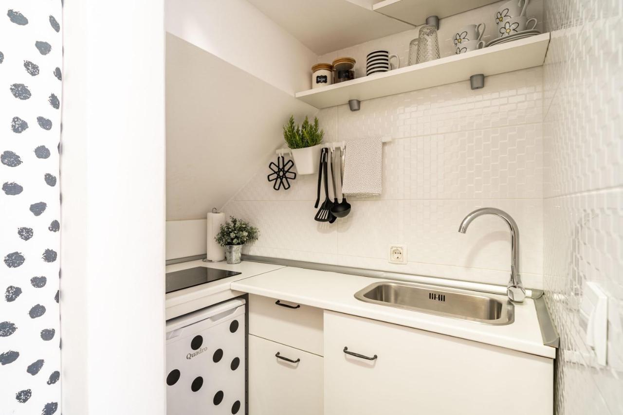 Stay U-Nique Studio Apartment In Орасац Екстер'єр фото