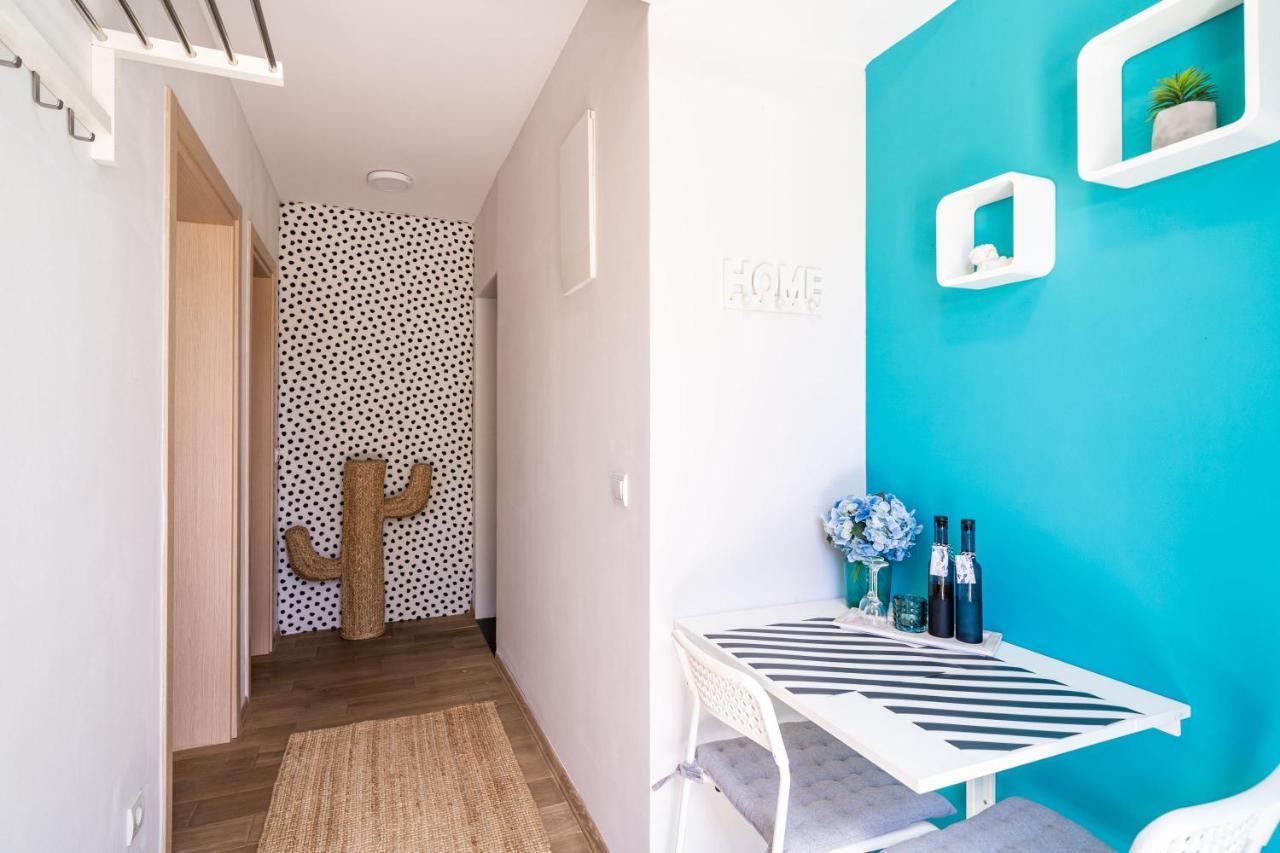 Stay U-Nique Studio Apartment In Орасац Екстер'єр фото